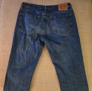 ****Levi's  541 Jeans   Tag Size 52 X 30 Actual Measures 52 X 28.5